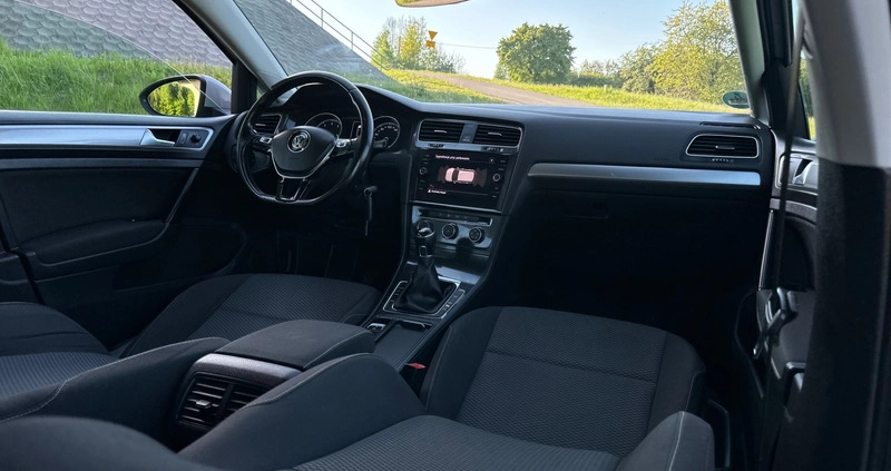 Volkswagen Golf cena 37900 przebieg: 199000, rok produkcji 2017 z Kraśnik małe 379
